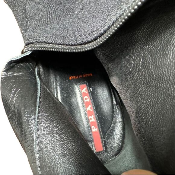 Vintage Prada Black Pumps Minimal 90s Block Heel 37 VTG - Picture 6 of 7